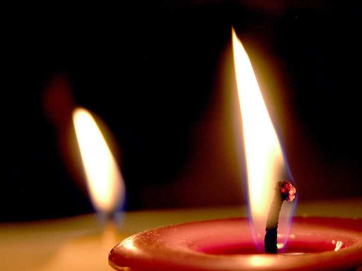 Тайны пламени свечи: как читать наплывы и полезно и смотреть на огонь?