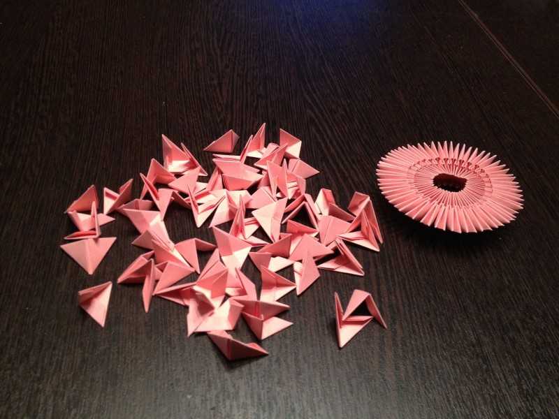 Шары оригами из бумаги на новый год