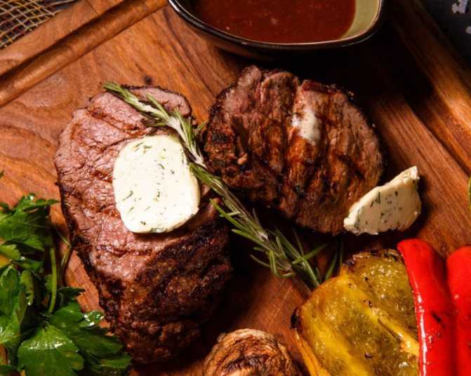 Ростбиф из говядины – рецепт с фото вкусного и сочного мяса.