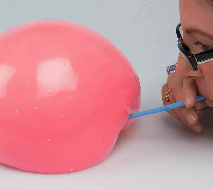 Как надувать пузыри из жвачки правильно?