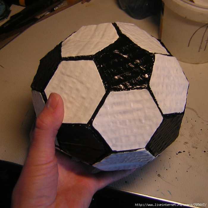 Как нарисовать футбольный мяч — карандашом пошагово