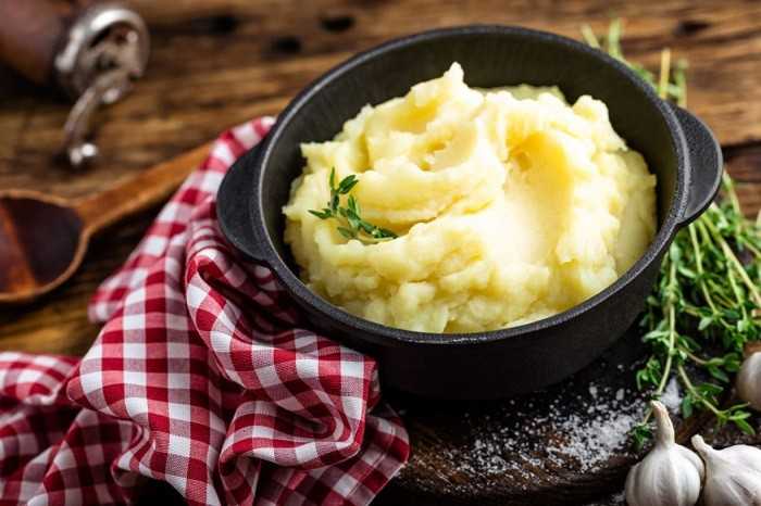 Пюре картофельное: рецепт на выбор и секреты приготовления