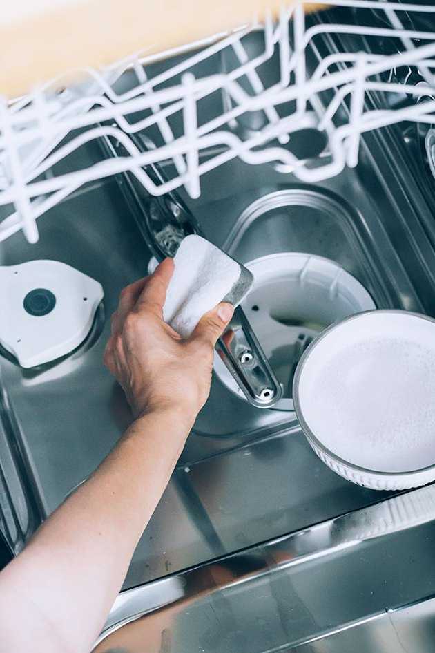 Как удалить грибок и плесень в посудомоечной машине?