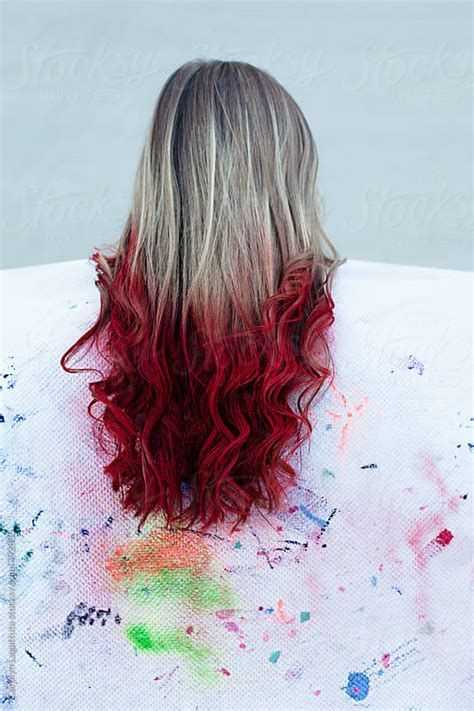 Окрашивание кончиков волос - фото на короткие, средние и длинные волосы, светлые, красные, фиолетовые, голубые, синие, рыжие, розовые, как покрасить самостоятельно в домашних условиях