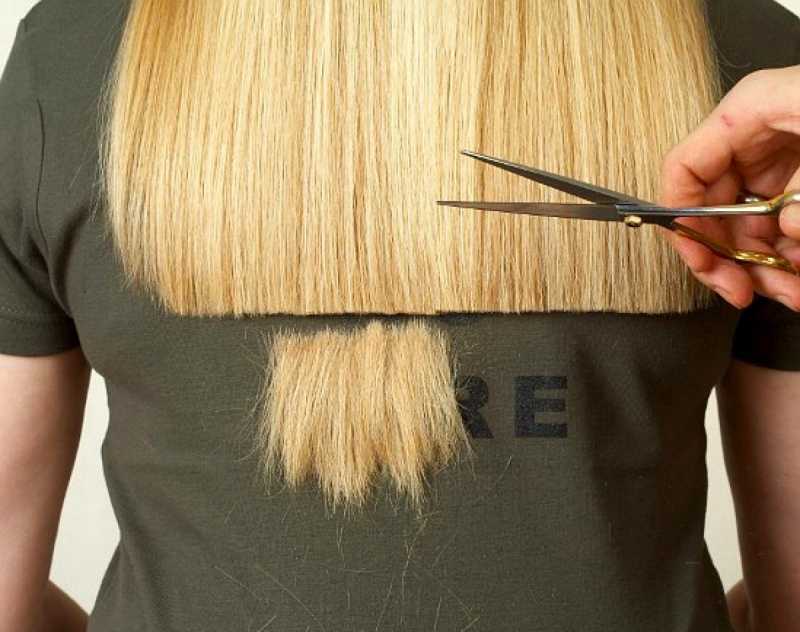 Как самостоятельно подстричь секущиеся кончики волос
