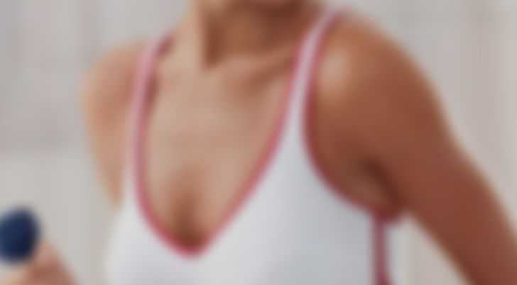 Как сохранить красоту и здоровье женской груди