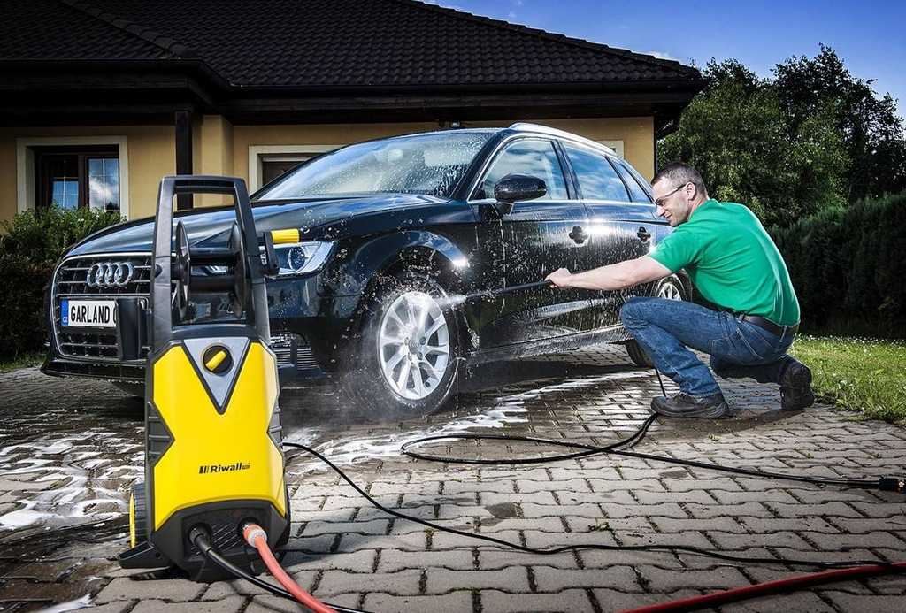 Лайфхак недели: как правильно мыть подкапотное пространство автомобиля