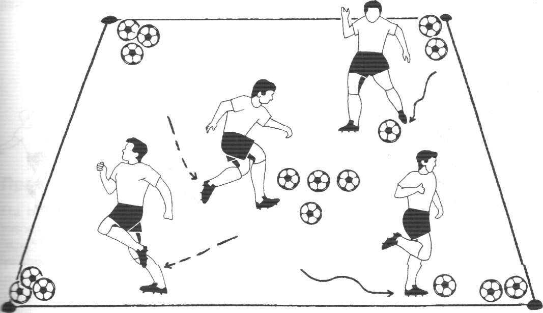 Как играть в футбол вратарем (с иллюстрациями)