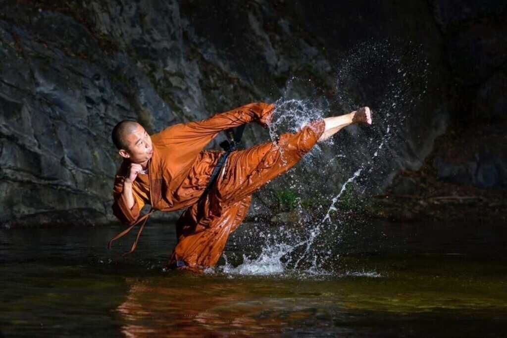 Как стать шаолиньским монахом