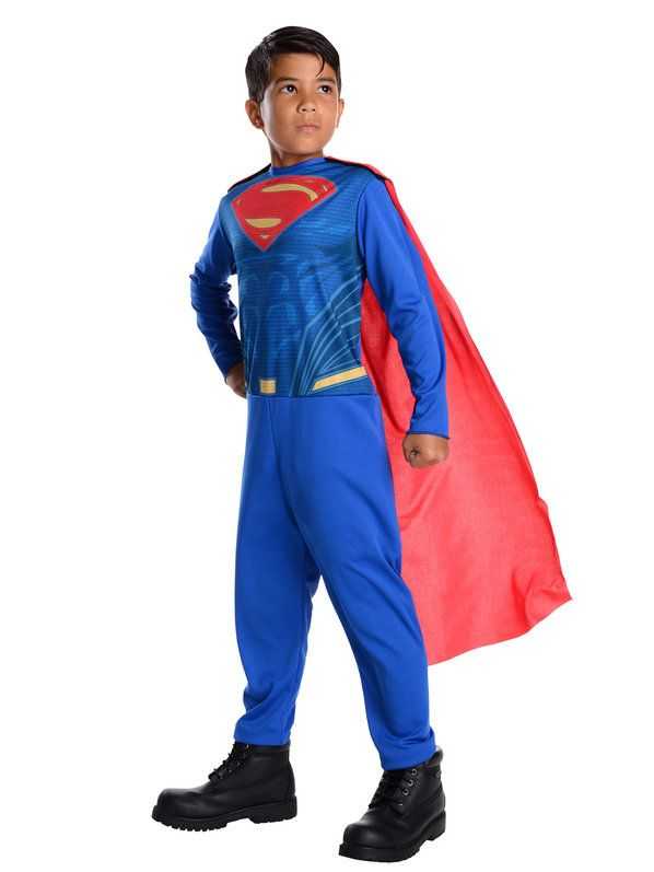 Как сделать костюм супергероя и покорить всех на вечеринке?